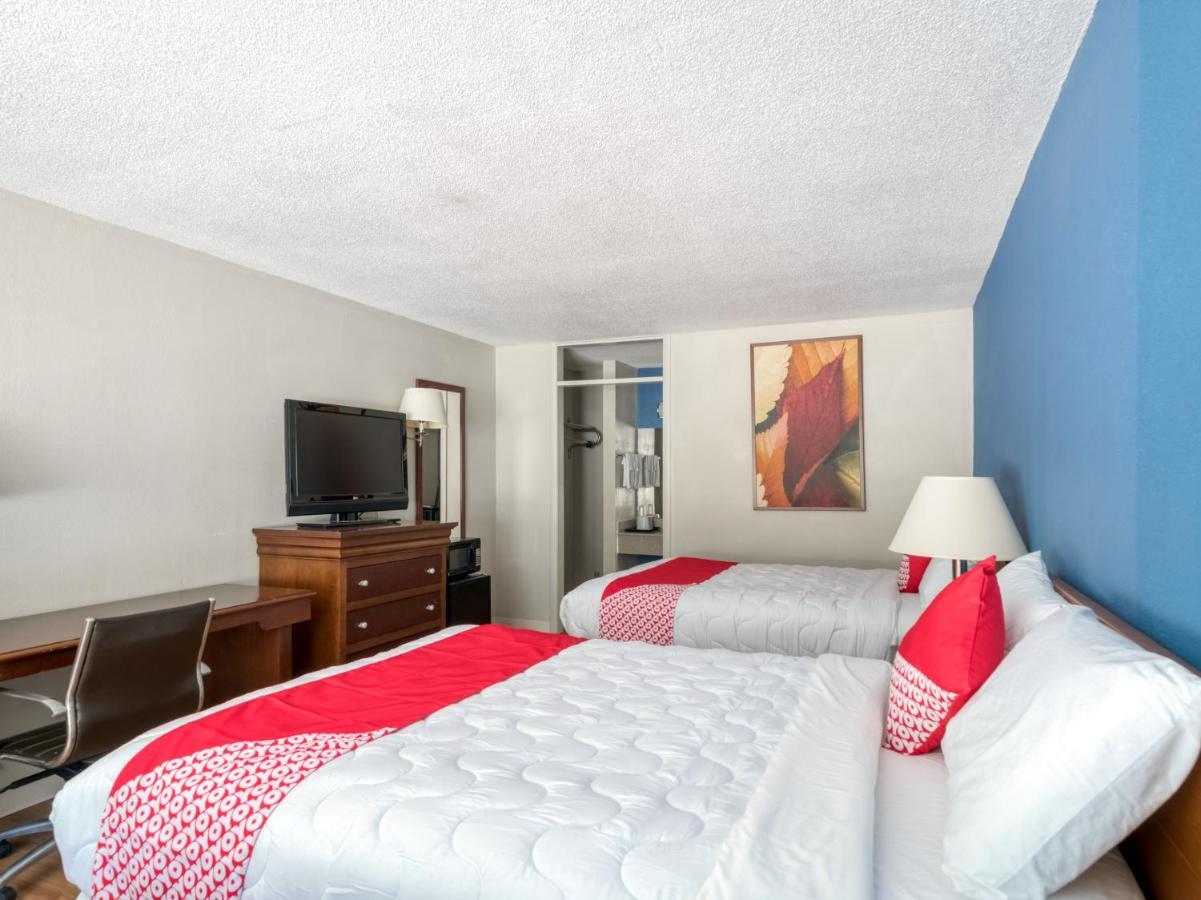 Oyo Hotel Battleboro Luaran gambar