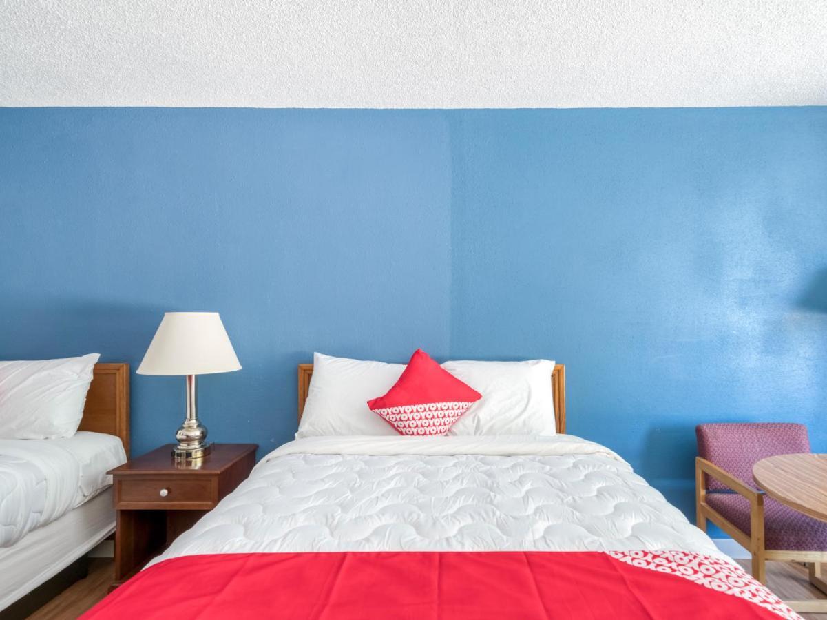 Oyo Hotel Battleboro Luaran gambar