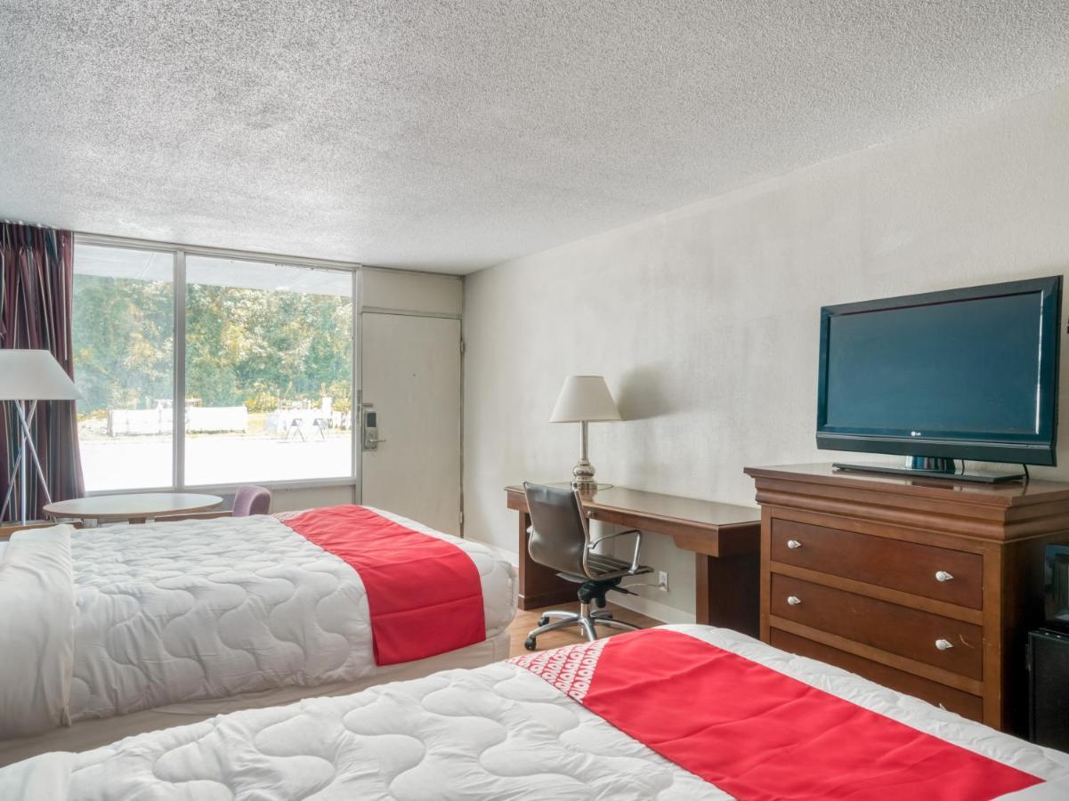 Oyo Hotel Battleboro Luaran gambar